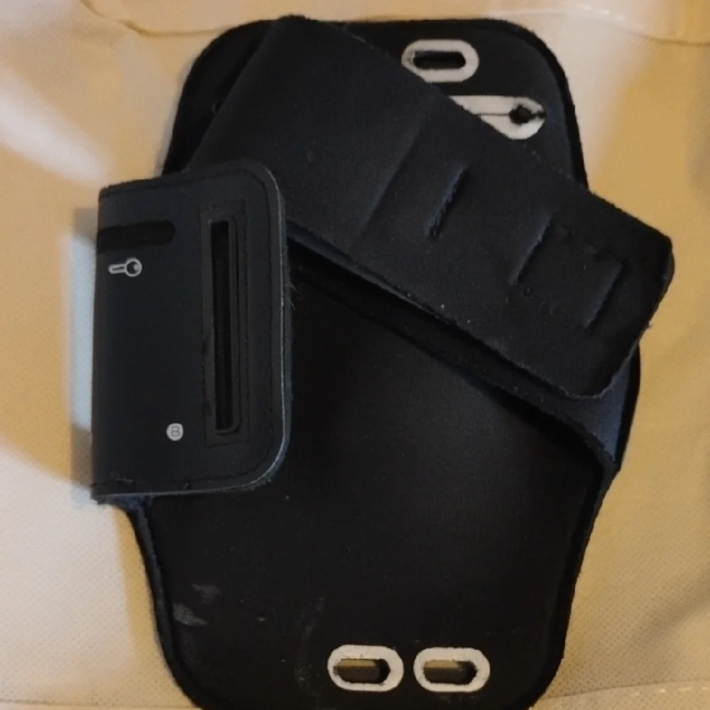 Black and Gray Phone Armband Case